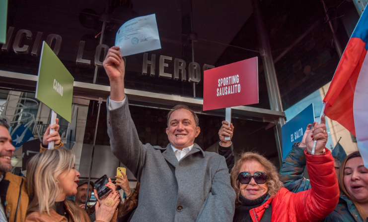 De la arquitectura a la política: Iván Poduje inscribe su candidatura a la alcaldía de Viña del Mar