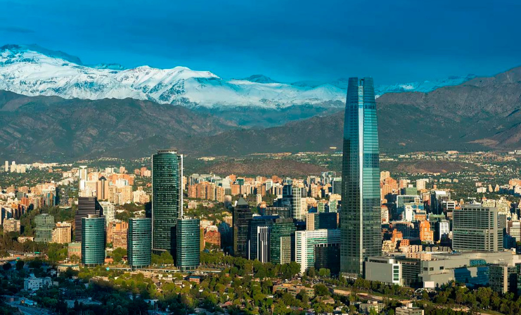 Santiago destaca en mercados de oficinas premium