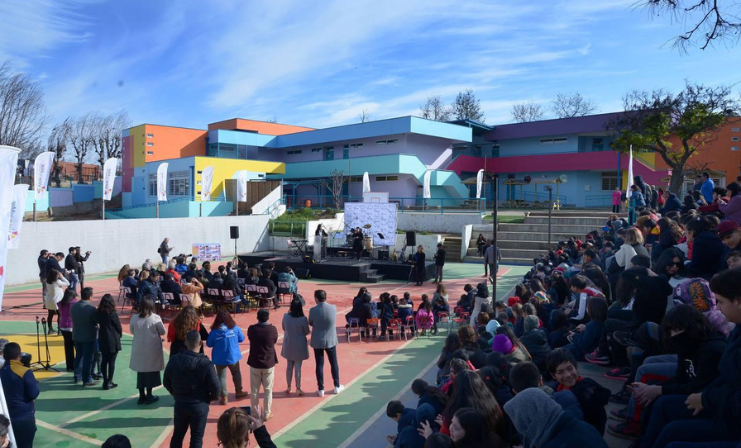 Viña del Mar: Inauguración obras en la escuela Villa Independencia en zona afectada por incendios
