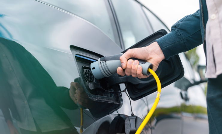 Electromovilidad: La apuesta del nuevo Fondo de Inversiones Security y Kia Chile