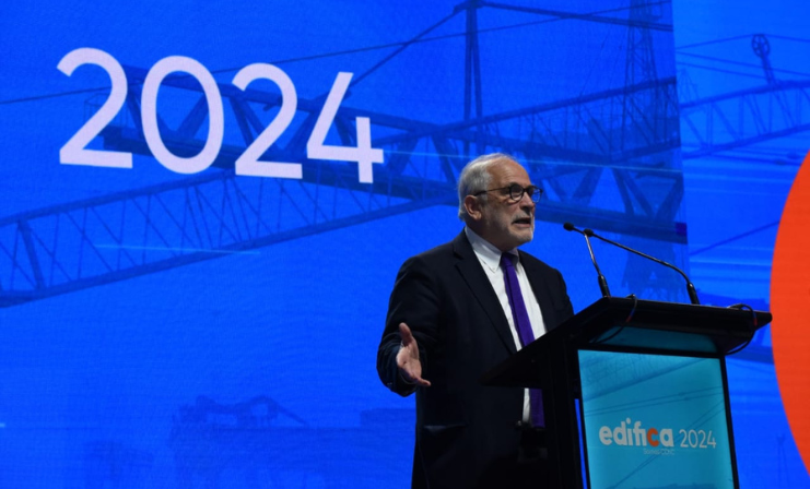 Ministro Montes destaca la innovación en Edifica 2024 como clave para enfrentar el déficit habitacional en Chile