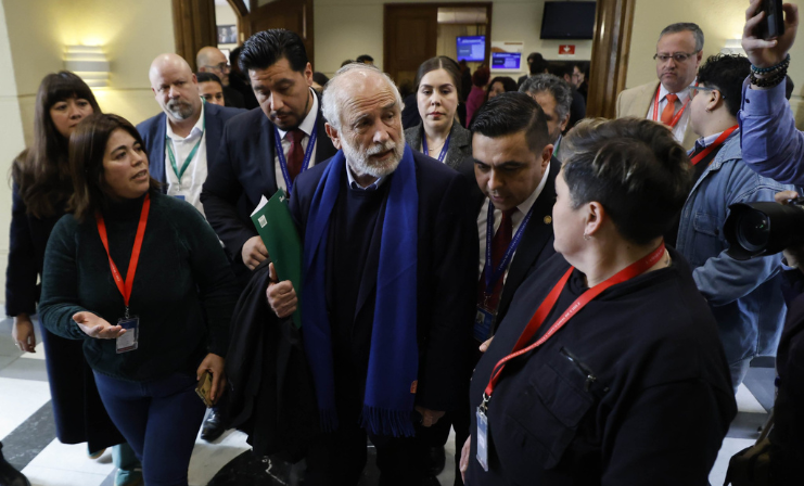 Minvu admite debilidades en coordinación y capacidad operativa tras lenta reconstrucción postincendios