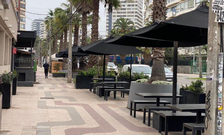 Municipio viñamarino modifica ordenanza de terrazas en conjunto a gremio de barrios comerciales