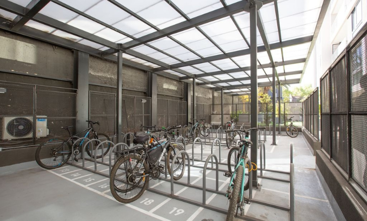 Bicicleteros top en edificios: seguridad, diseño y sustentabilidad en un solo espacio