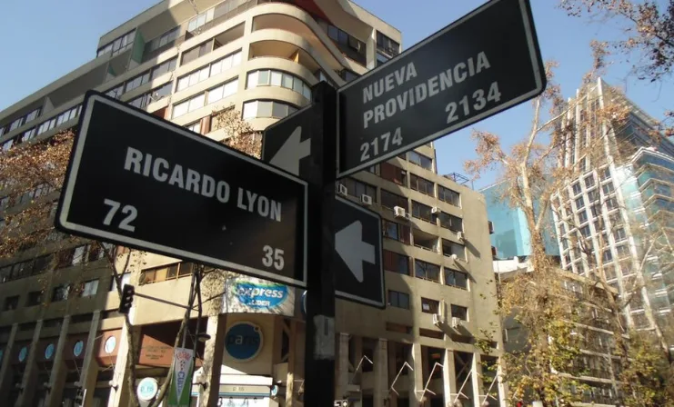 Escasez de locales premium impulsa demanda en vías secundarias de Providencia